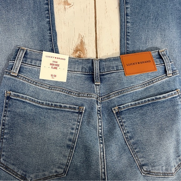 Lucky  Brand Stevie High Rise Waist Flare Sweet Jeans Size 10 / 30 - Picture 6 of 14